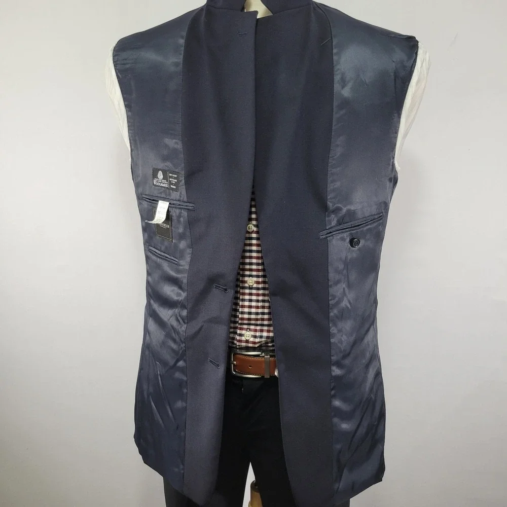 Van Heusen Men's‎ Sport Coat Blazer Two Button Navy Blue Wool Size 40L